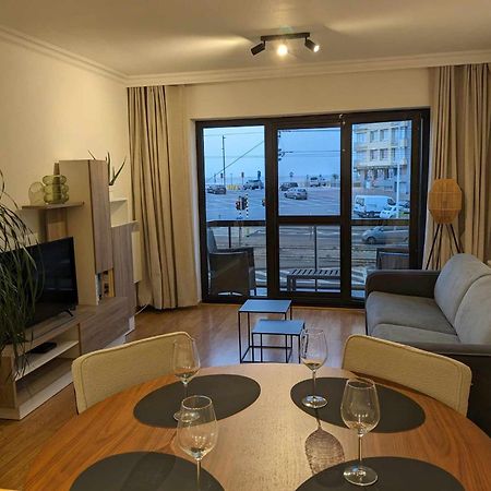 Vista Linda, Leuk Appartement Vlak Bij Zeedijk En Strand Остенде Экстерьер фото