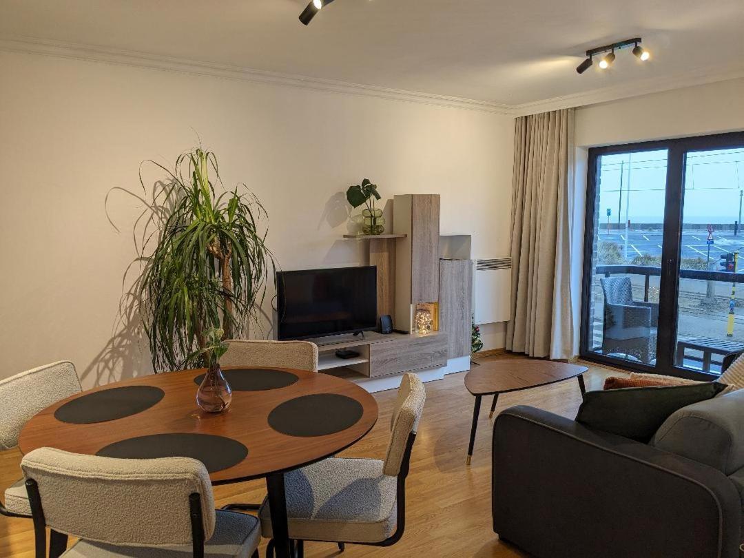 Vista Linda, Leuk Appartement Vlak Bij Zeedijk En Strand Остенде Экстерьер фото