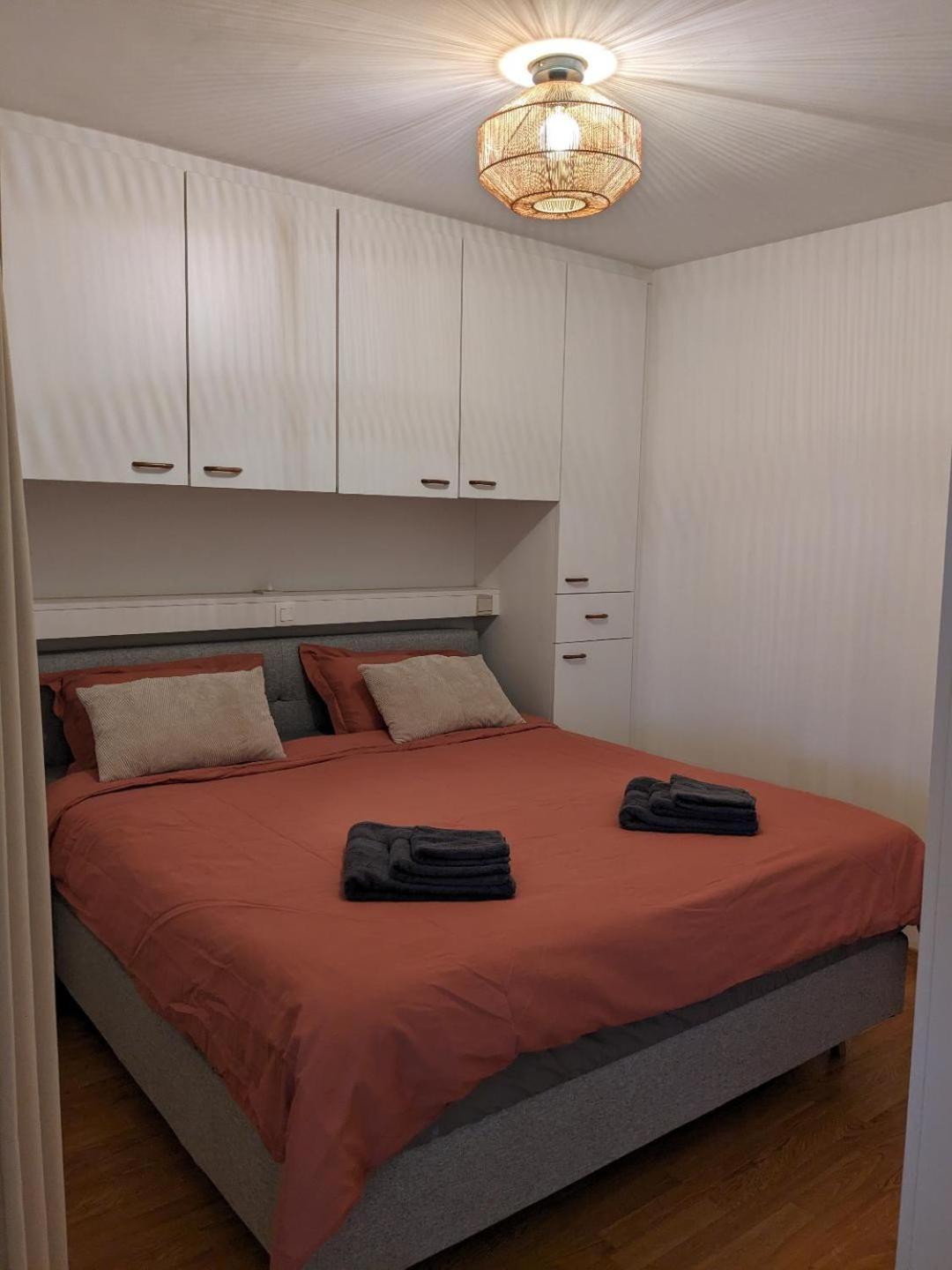 Vista Linda, Leuk Appartement Vlak Bij Zeedijk En Strand Остенде Экстерьер фото