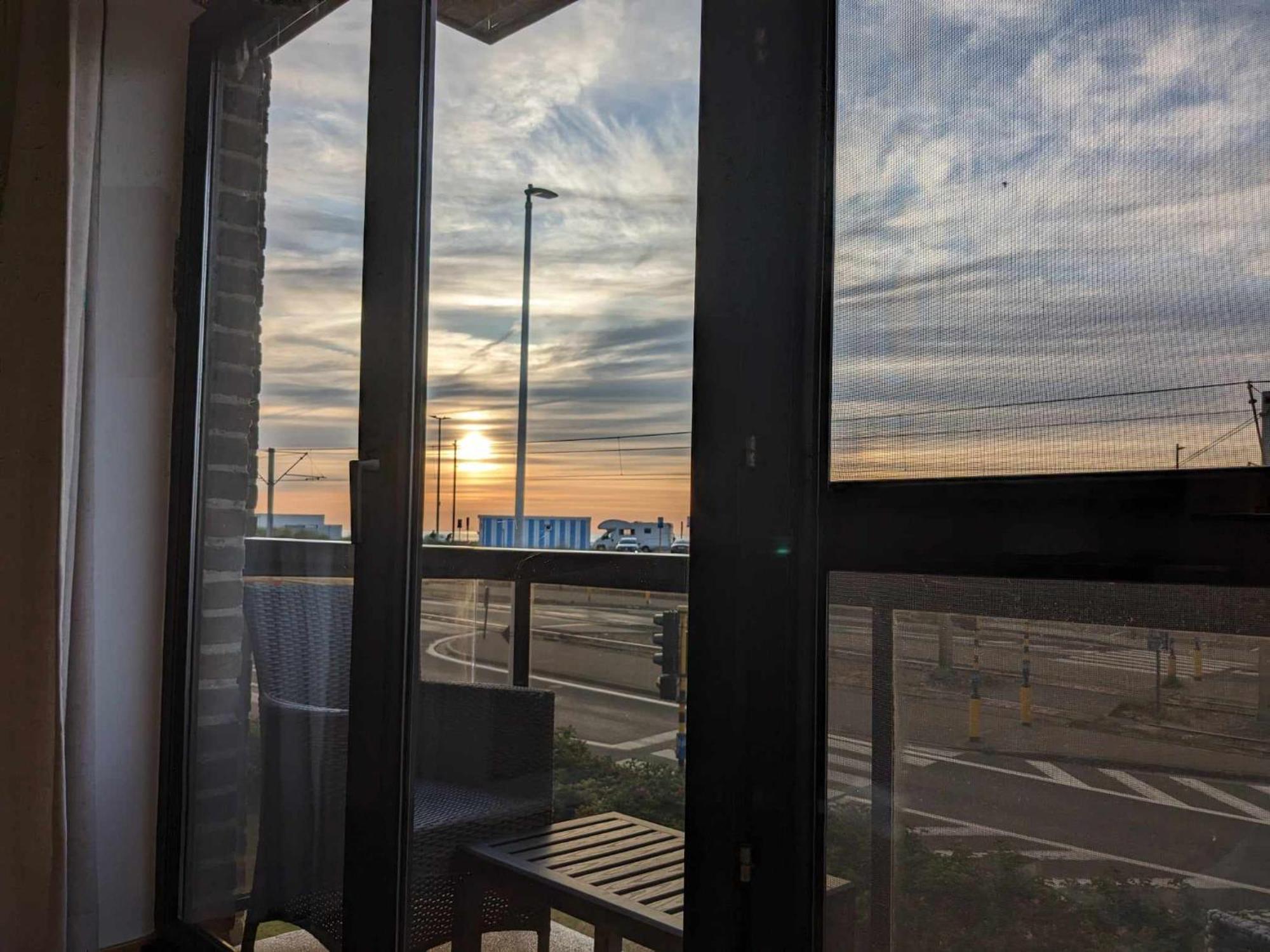 Vista Linda, Leuk Appartement Vlak Bij Zeedijk En Strand Остенде Экстерьер фото